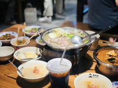 -肖四女乐山跷脚牛肉(滨江天街店)