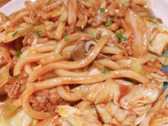 地狱肥牛炒乌冬面-石屋料理(南京西路店)