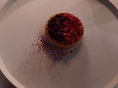 蓝莓草莓塔-三嚥阁 La Villa Restaurant