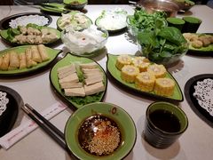 -一叶一世界·素食餐厅(锦华万达店)