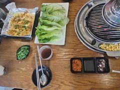 -韩国屋炭火烤肉(时代广场店)