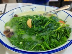 -明本湛江鸡•海鲜小厨(陈家祠店)