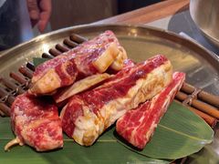 -草家酱蟹炭火烤肉店(珲春南路二店)