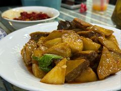 袈裟肉炒茄子-阿吾丹的烤羊·新疆菜·抓饭·拌面(乌尔禾店)