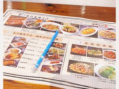 -黑白电视长沙小吃(美林M·LIVE天地东座店)