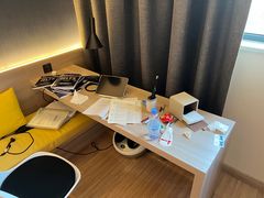 -艾豪森酒店(西安大雁塔大唐不夜城店)