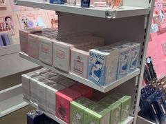 -名创优品(光耀东方购物中心店)