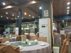 大堂-鹏城人家海鲜酒家·23年老字号(较场尾店)