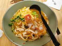 黄金脆皮猪五花面-陳八两面家(滨江天街店)