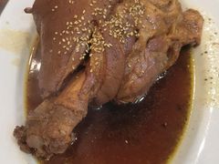 -巷子深菜馆·津门肘子(滨海店)