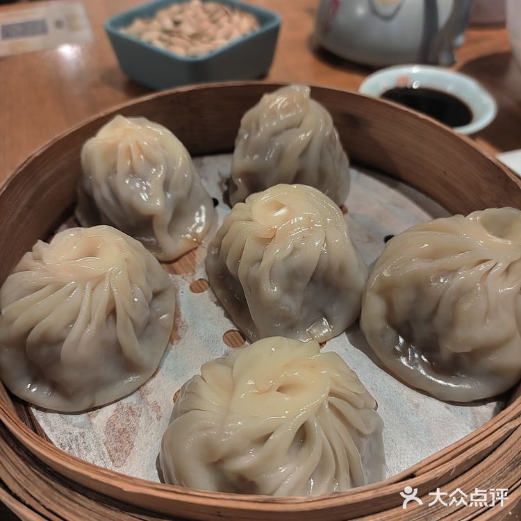 不管是路名还是店名，都又难读又难记。但是面🍜好吃。