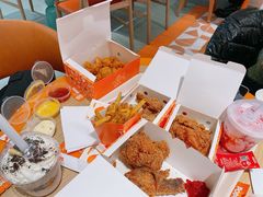 -Popeyes炸鸡·汉堡·奶昔(五角场万达店)
