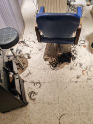 -PE SALON