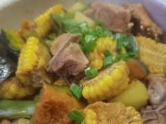 -闯关东东北农家菜(崂山石老人店)