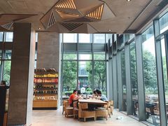 -星巴克臻选(杭州嘉里中心1F店)