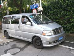 -锦江之星旅馆上海虹桥枢纽天山西路店-停车场