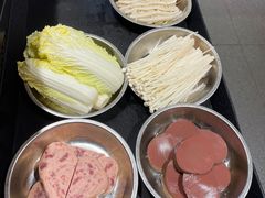 -钢管厂五区小郡肝串串香(南山店)