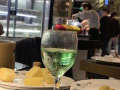 -钱小奴海鲜自助黑金店(杭州滨江龙湖店)