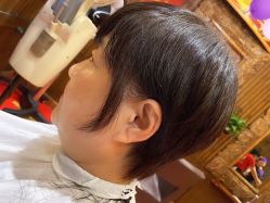 -红人馆造型世爵国际