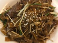 -新大咀港式茶餐厅(宝山万达店)