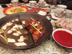 -鸿姐老火锅(花园路店)