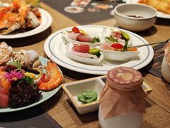 -咖啡苑自助餐厅·中国大饭店