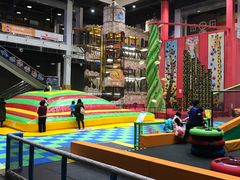 -蒙特利亲子乐园