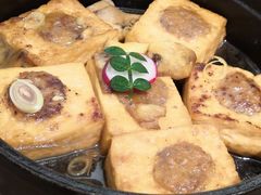 牛肝菌酿豆腐-七色云蔬食(喜邻里店)