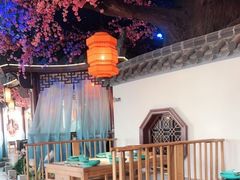 -荷塘秋月·本帮江浙菜(国权路店)