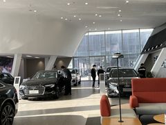 -广州南菱奥申奥迪4S店(白云店)