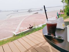 -游心咖啡(青山滨江店)