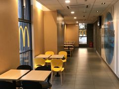 大堂-麦当劳(石坝服务区店)