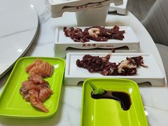 -养牛邓·潮汕牛肉海鲜自助火锅(广州店)