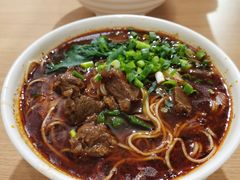 -胥佳烧鸡公牛肉面馆