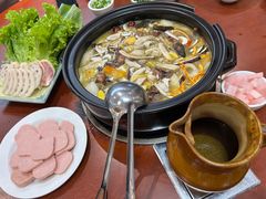 -菌之家·专业纯野生菌火锅·特色炒菌