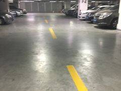 -大宁国际商业广场-地下停车库