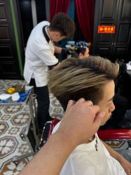 -豪帅男士理容馆