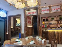 -张太婆老妈蹄花川菜馆·中华餐饮老字号(望平街店)