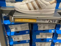 -NIKE上海青浦优选体验店