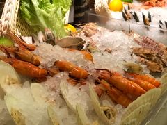 -大中华希尔顿酒店-念自助餐·嗨啤·小龙虾