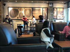 大堂-星巴克臻选(佛山佛罗伦萨小镇店)