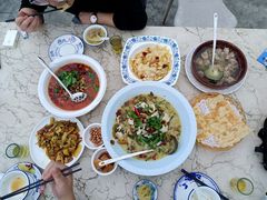 -鲤鱼塘农家山庄