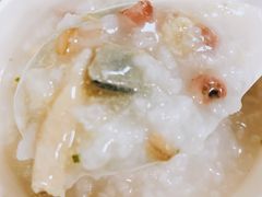 -麦当劳(新城市广场店)