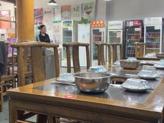 -龙顺园麻辣香锅(机场店)