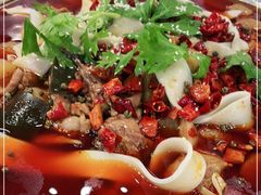 -晓彭肥肠鸡·泡椒鸡火锅(水木天地店)