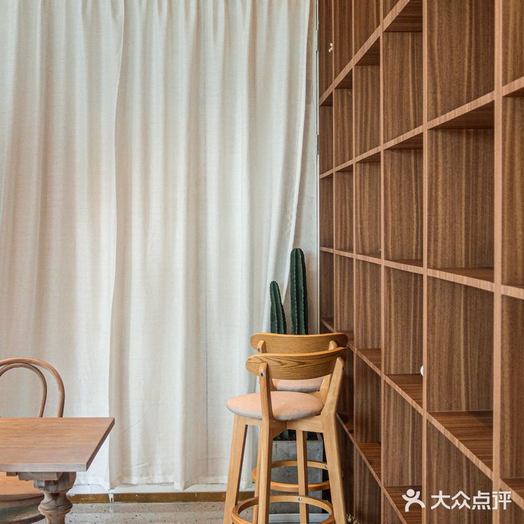 成都新店🆘享受星期五,木质调出片咖啡馆