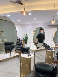 -八佰伴8008星级形象店