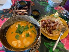 -Pad Thai Kratong Thong by ama
