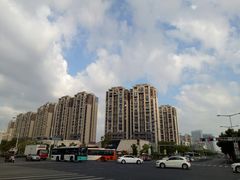 -易生活购物公园