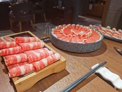厚切羔羊圆上脑-快乐小羊·内蒙牛羊肉火锅(流花中心店)